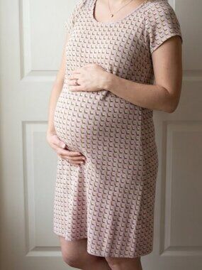 Liz Lange for Target Women's Maternity Shift Pull-on Dress Short Sleeves Size M